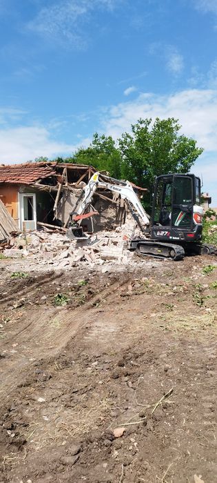Услуги с Мини Багер ,Мини Челен Товарач Бобкат, Чук, Самосвал