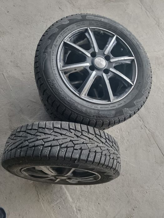 Продам комплект колес