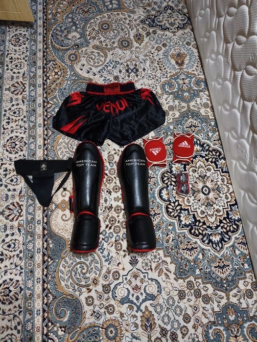 Продам комплект для муай тай Кикбоксинг