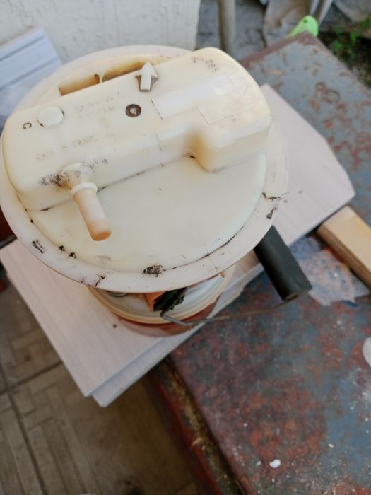 Продам б/у бензонасос с фильтором и радиатор на Лада Ларгус, Рено Санд