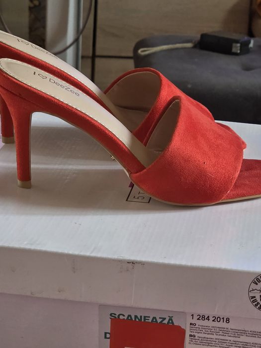 Sandale Dee Zee ,noi