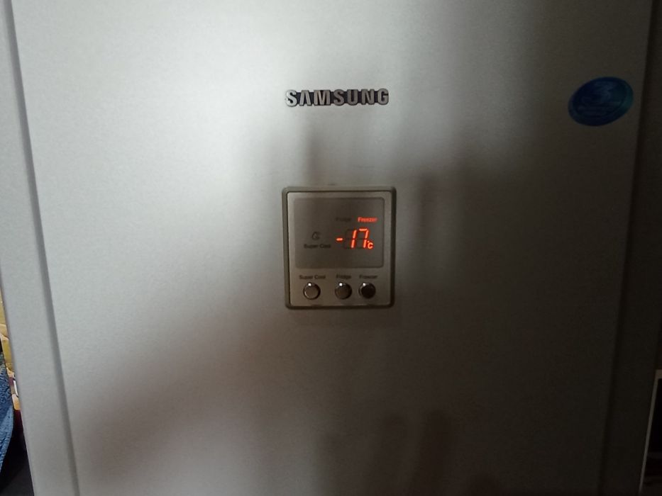 Холодильник Самсунг