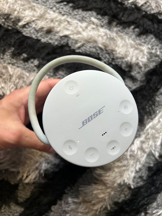 • Bose SoundLink Revolve+ • Sunet 360° •