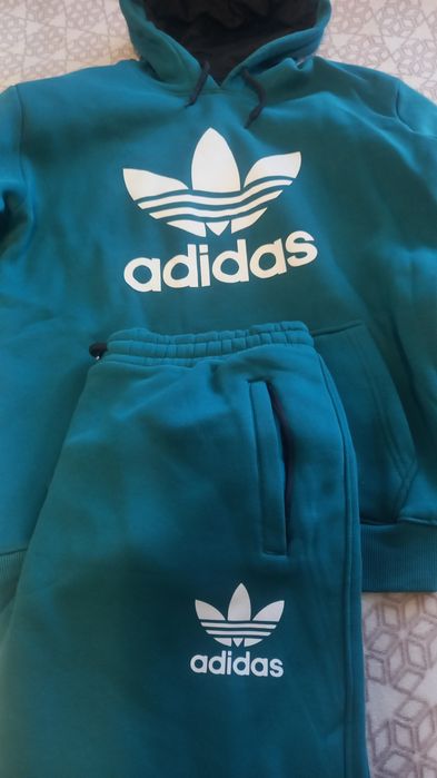 Trening Adidas verde