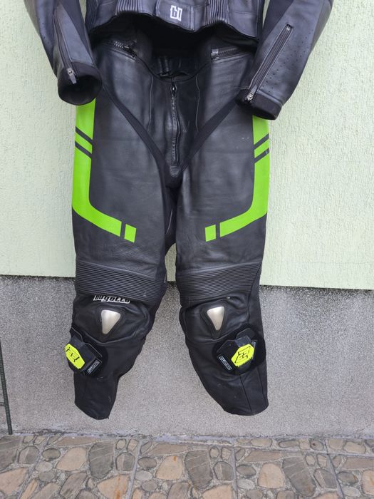 Combinezon moto Piele Bogotto marimea 56 aproape nou