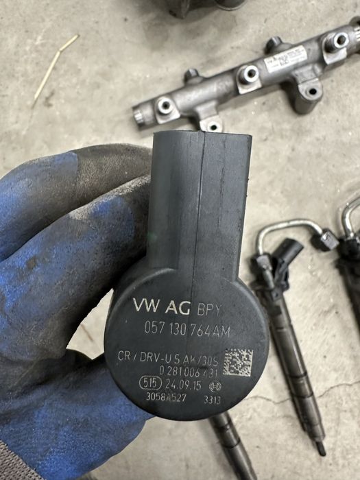 Дюзи ГНП рейл Audi 3.0TDI 272кс горивна система ауди 3.0тди