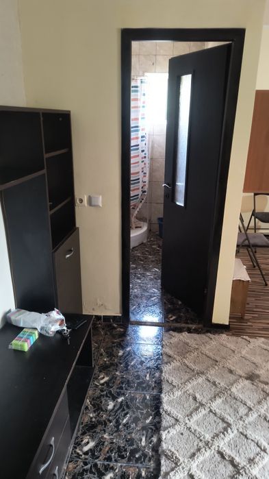 Garsoniera de închiriat