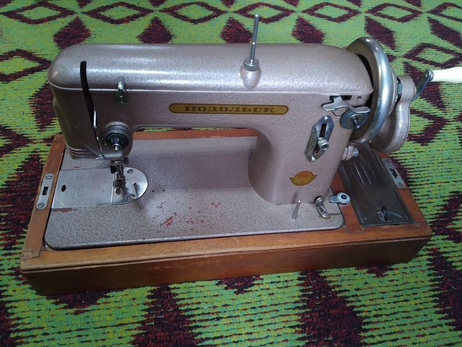 Швейная машинка,тикиш мощин