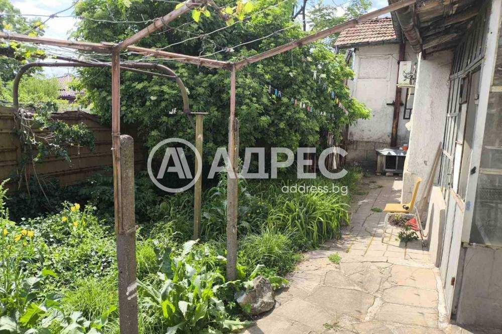 Къща кв. Варош!!