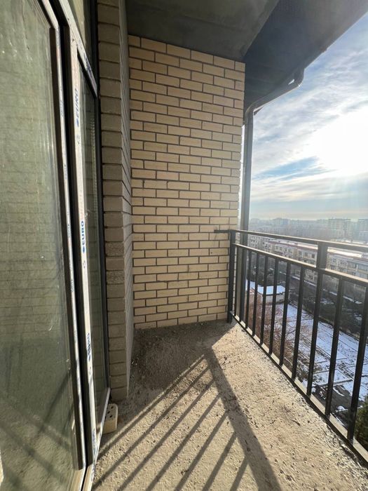 Своя квартира продою Узими уйими арзонга сотаман.