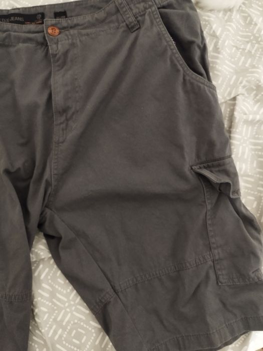 Pantaloni scurți originali