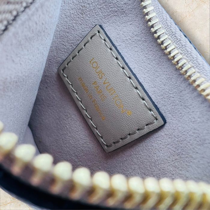 Louis Vuitton портмоне за стотинки от чанта