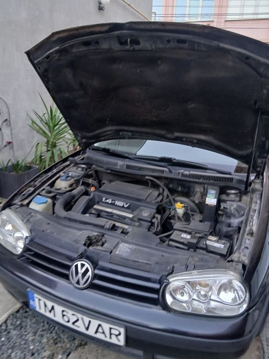 Vând Golf 4 benzină 1.4/16  valve