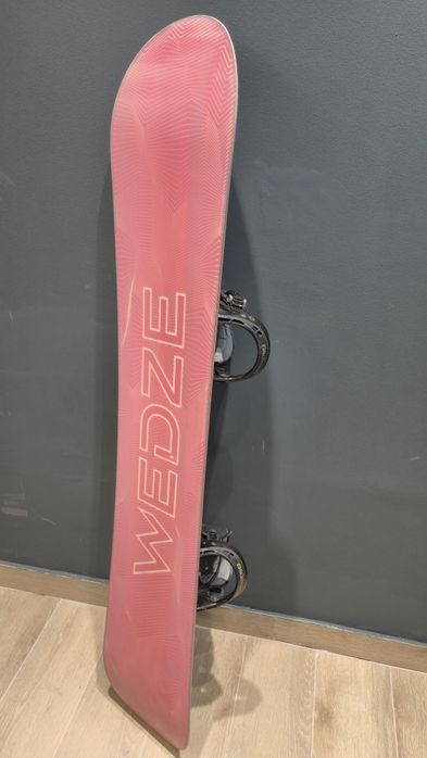 Placa Snowboard Bullwhip 300 EVO de 155cm cu legături Burton