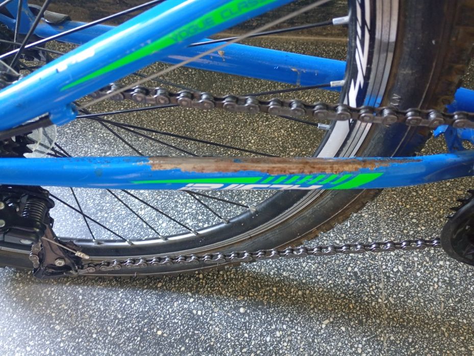 Bicicleta MTB full suspension