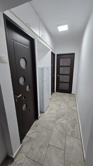 Închiriez apartament 2 camere