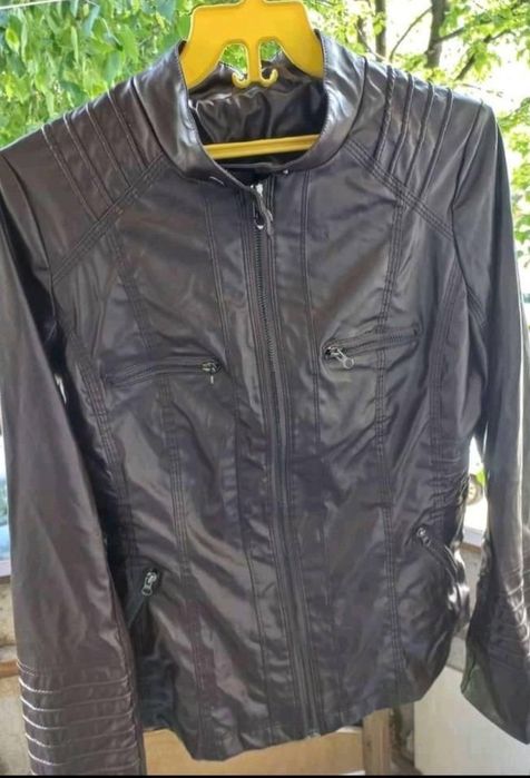 Geaca imitatie ..