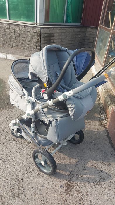 Коляска новая 3в1!