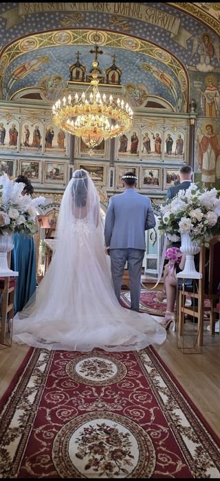 Vând rochie de mireasă