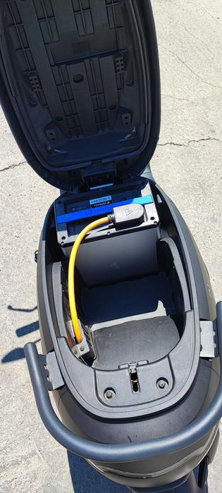 Scurer electric Horwin EK1