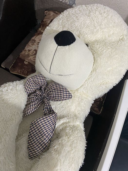 Продам медведя игрушку