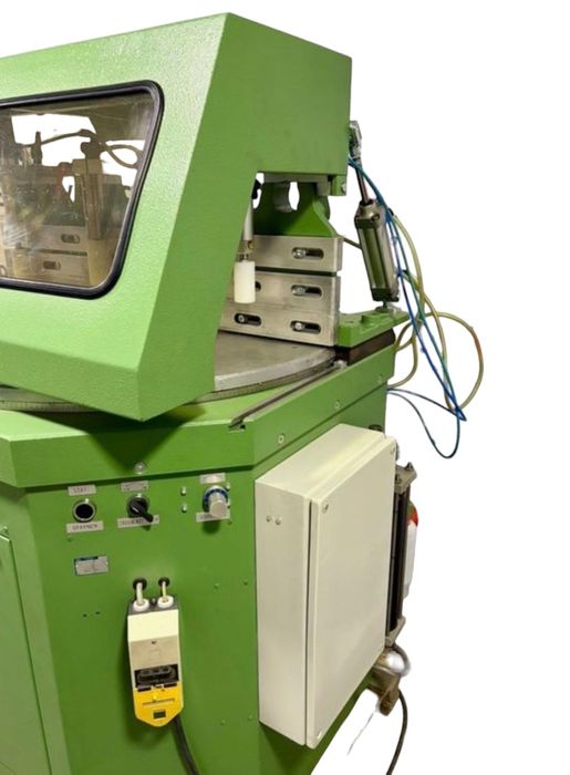 Автоматичен циркуляр с долно подаване URBAN - Германия - Диск 600мм.