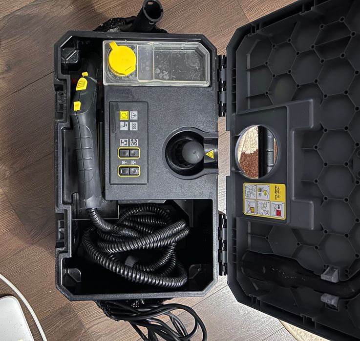 Aparat de curatat cu aburi Karcher SG 4/2