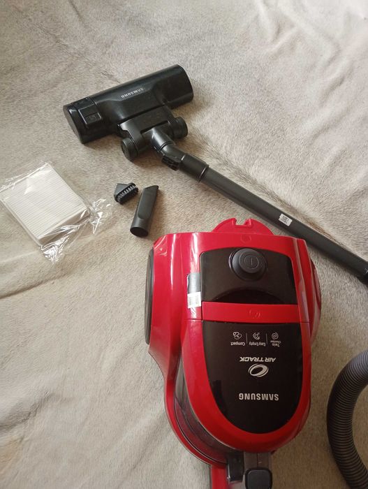 Aspirator Samsung fără sac 850W