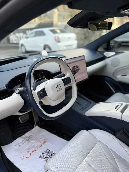 Zeekr 007 performance 660km pod zakaz