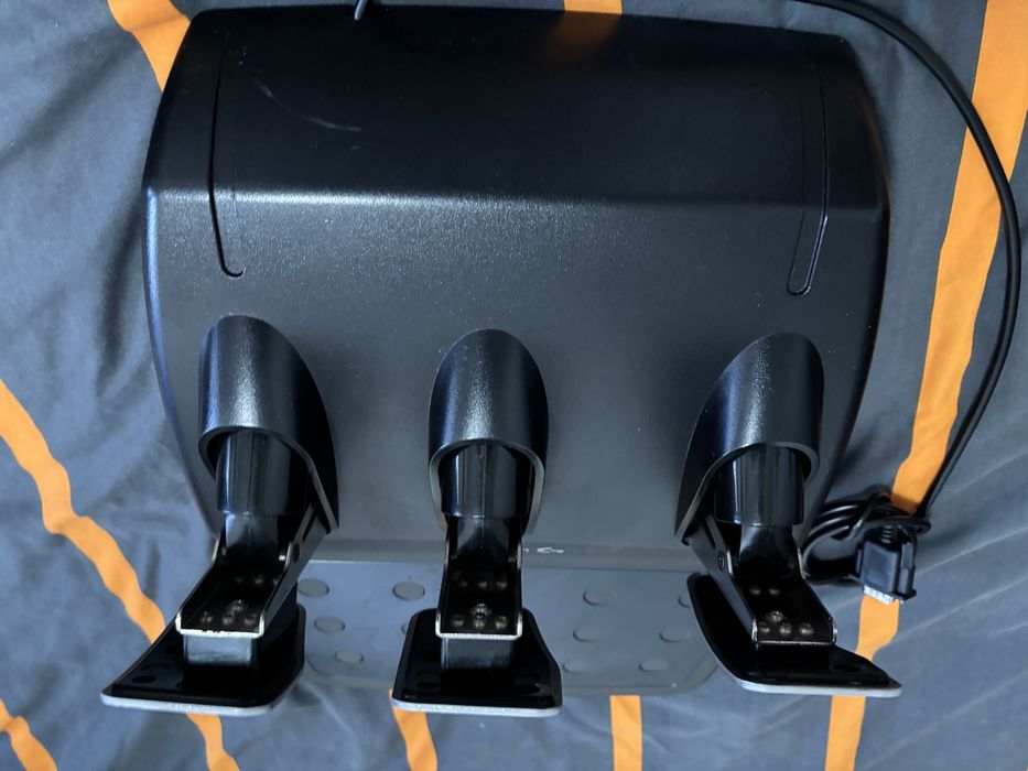 Vand volan Logitech g29 DEFECT