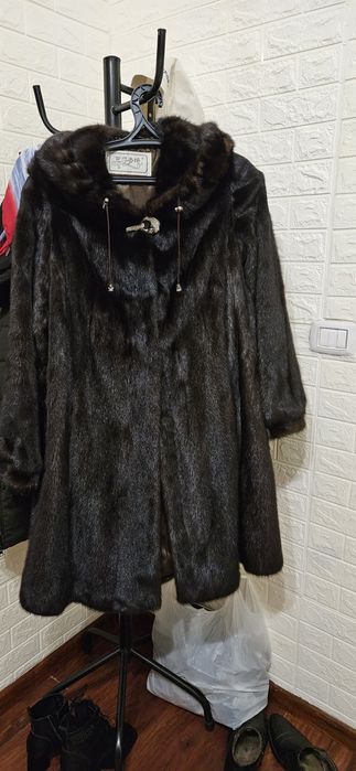 Продам шубу, мех -норка