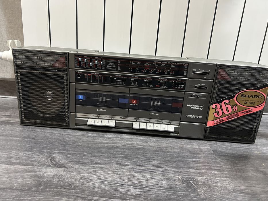 Sharp GF560,  хорошее состояние, цена окончательно.