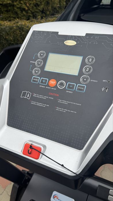 Banda de alergat FitTronic D100