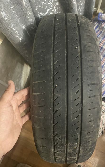 Продаются шины 195/65 R15