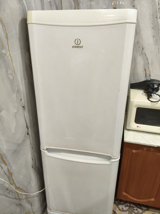 Холодильник Индезит