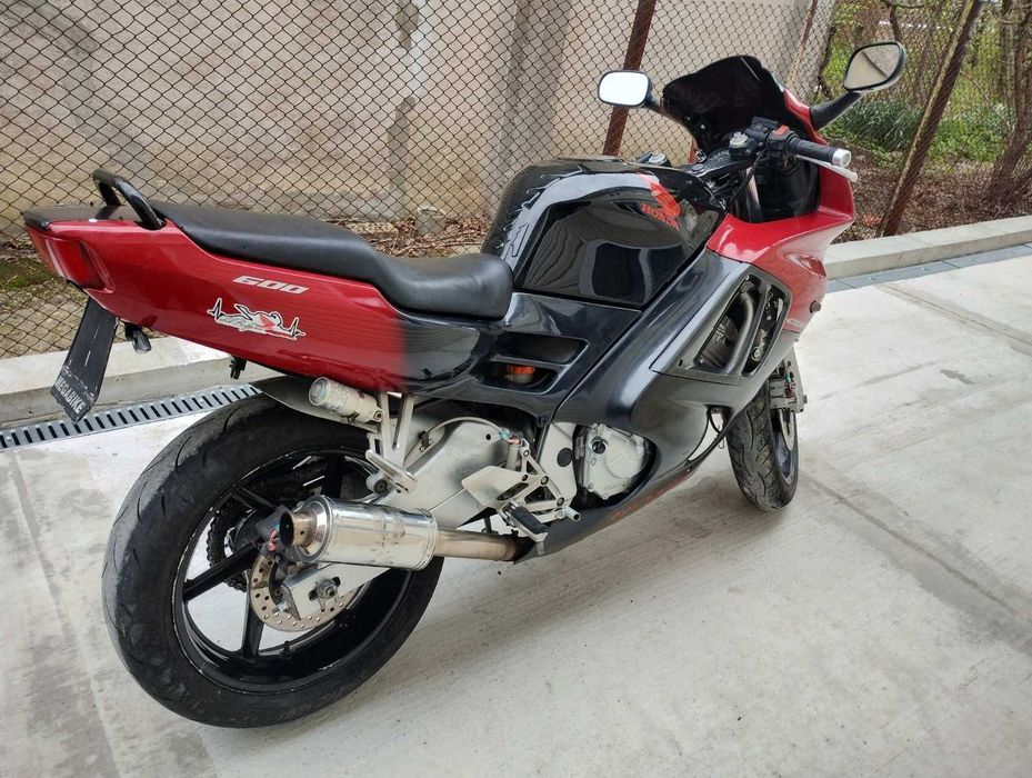 Хонда ЦБР 600 на части