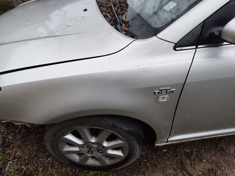 Тойота Авенсис 2.2d