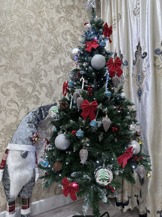 Продам новогоднюю елку