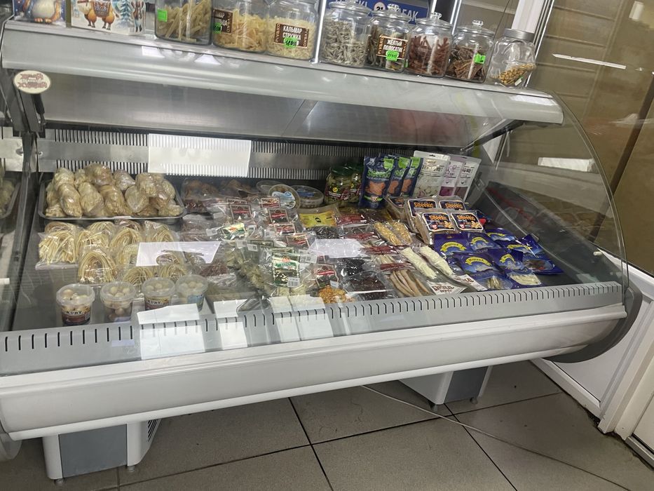 Холодильные витрины б/у