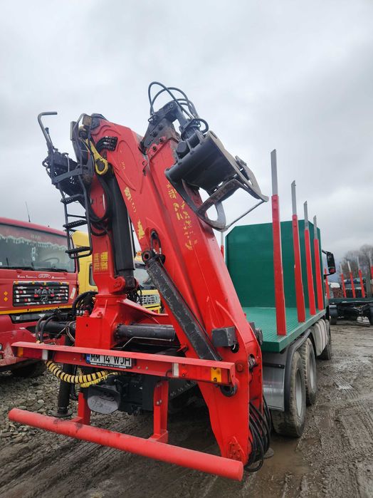 6x6 Forestier cu macara, piese macarale