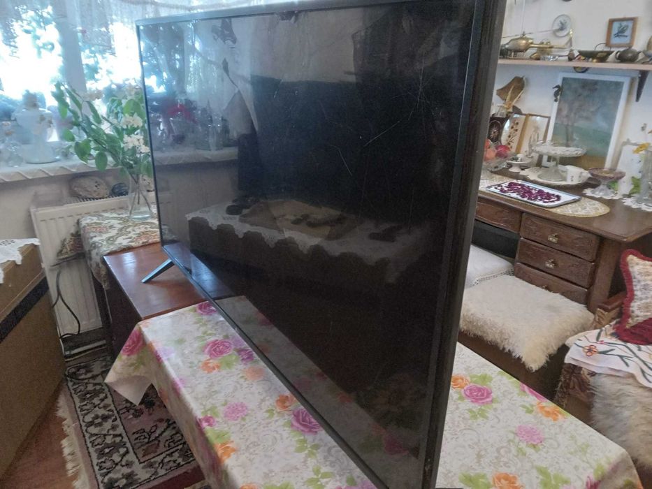 LG 49UN711C0ZB Ultra HD (4K) TV defect livrare Bacau