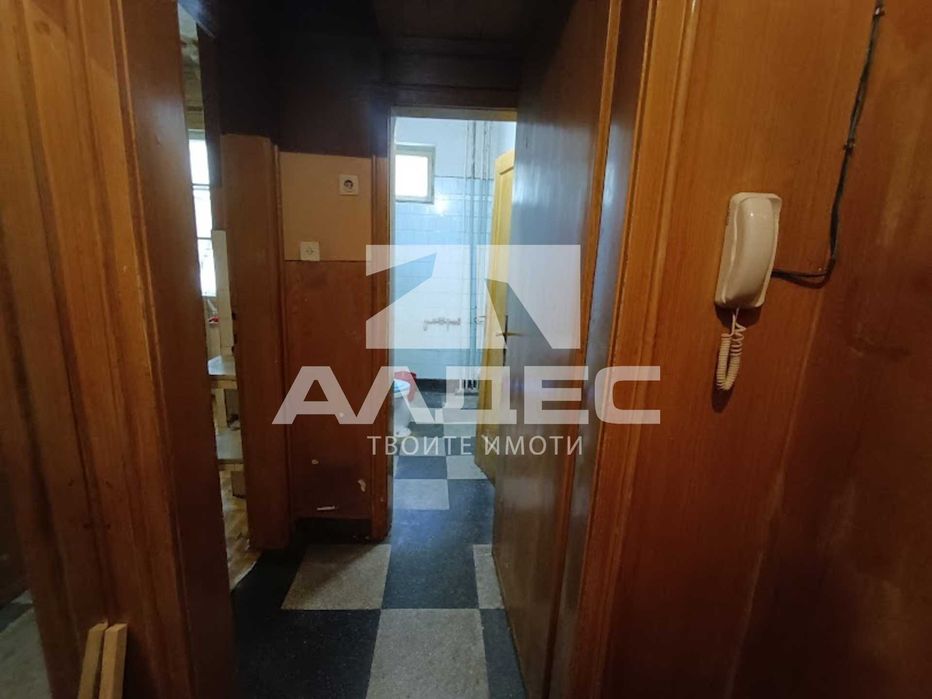 Продава се 3-стаен ап. до бул. Скобелев!