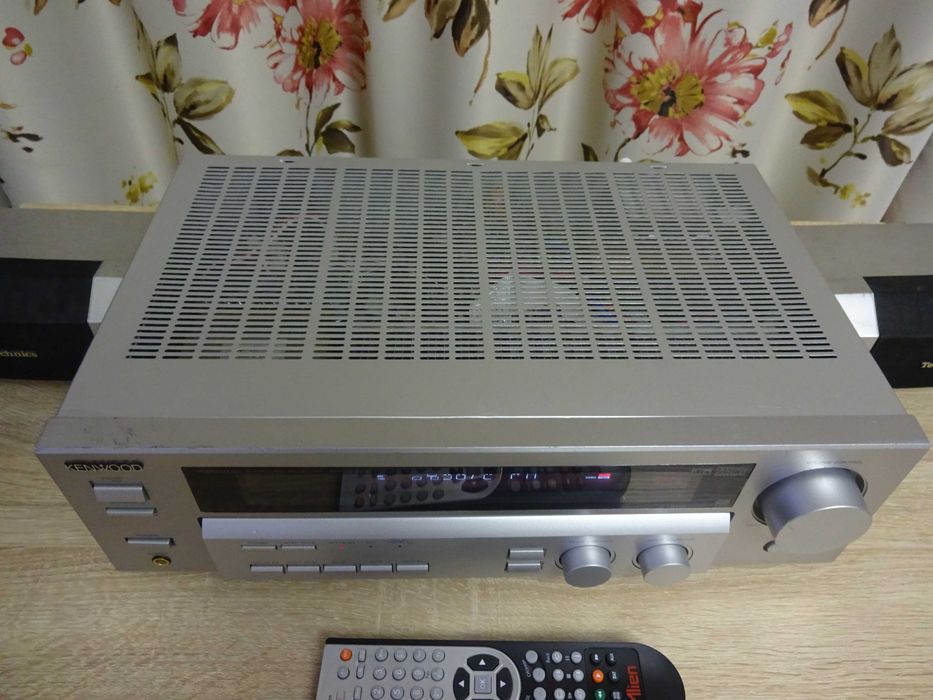 Amplificator receiver Kenwood 5x100W