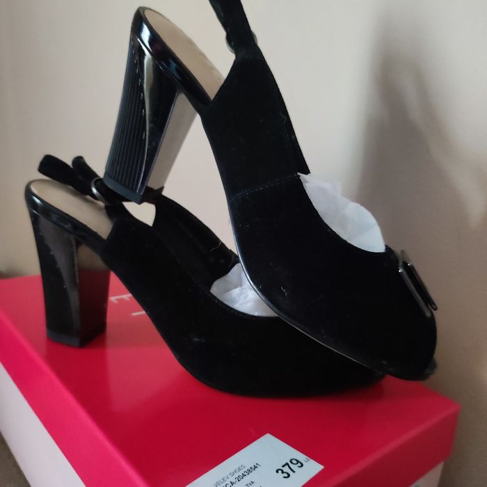 Pantofi  35 EPICA