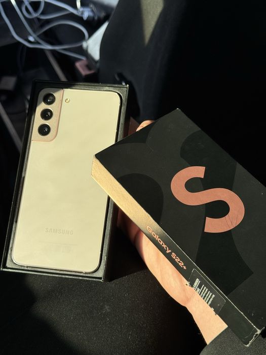 Samsung Galaxy S22 Plus  идеал