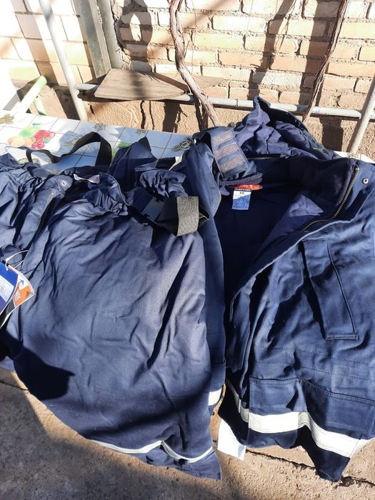 Комбинезон и куртки зимние