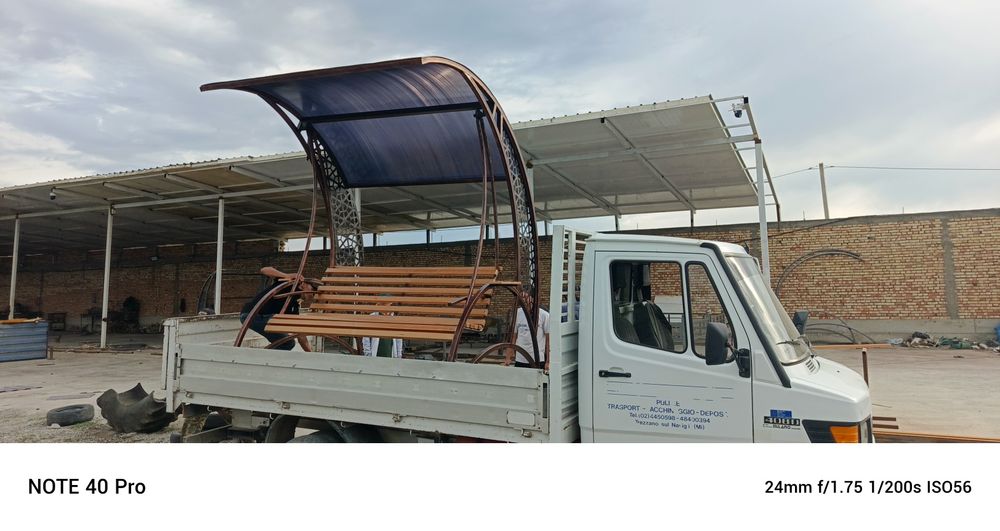 Kachila kreslo har xil oʻlchamda