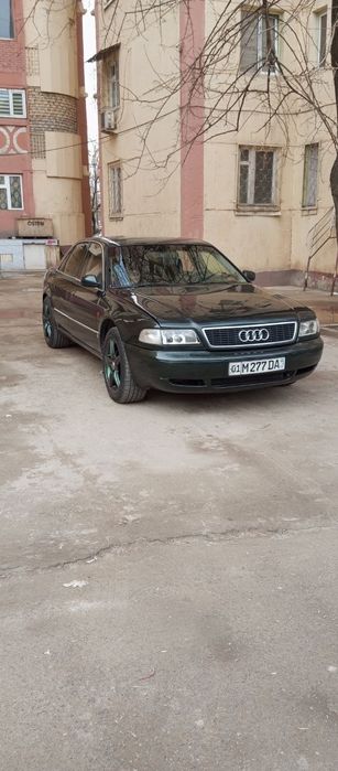 Продаю свою Ауди А 8, год 1994г.