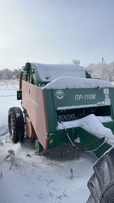 Трактор МТЗ 80 с новым пресс подборщиком
