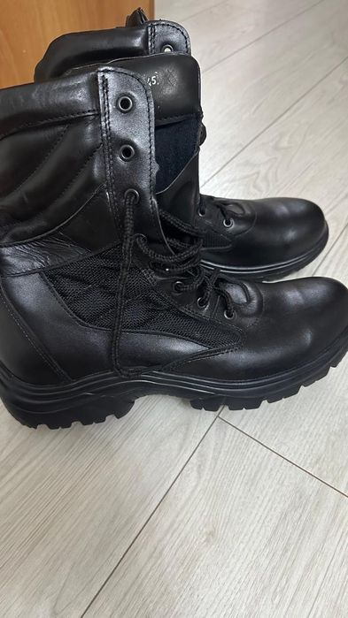 Продам берцы новые